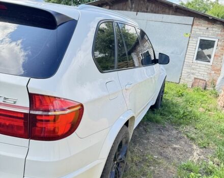 Белый БМВ Х5, объемом двигателя 3 л и пробегом 180 тыс. км за 12500 $, фото 2 на Automoto.ua