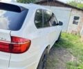 Белый БМВ Х5, объемом двигателя 3 л и пробегом 180 тыс. км за 12500 $, фото 2 на Automoto.ua