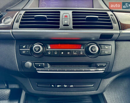 Білий БМВ Х5, об'ємом двигуна 3 л та пробігом 162 тис. км за 22500 $, фото 54 на Automoto.ua