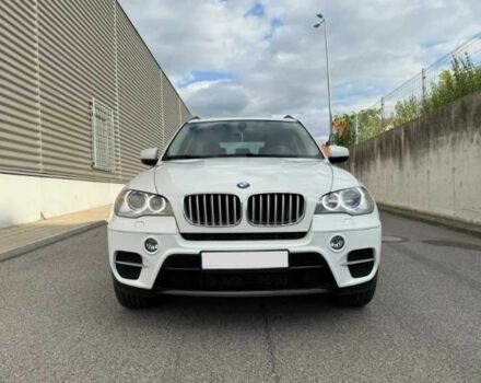 Белый БМВ Х5, объемом двигателя 3 л и пробегом 180 тыс. км за 12400 $, фото 2 на Automoto.ua