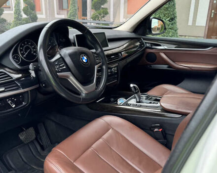 Белый БМВ Х5, объемом двигателя 2.98 л и пробегом 243 тыс. км за 20500 $, фото 19 на Automoto.ua