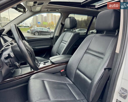 Білий БМВ Х5, об'ємом двигуна 3 л та пробігом 162 тис. км за 22500 $, фото 15 на Automoto.ua