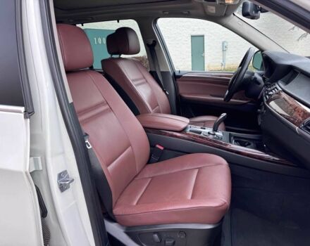 Белый БМВ Х5, объемом двигателя 3 л и пробегом 81 тыс. км за 4500 $, фото 11 на Automoto.ua