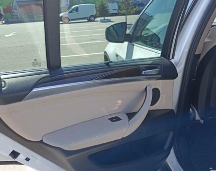 Белый БМВ Х5, объемом двигателя 2.98 л и пробегом 267 тыс. км за 14999 $, фото 18 на Automoto.ua