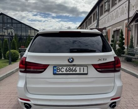 Белый БМВ Х5, объемом двигателя 3 л и пробегом 243 тыс. км за 19500 $, фото 5 на Automoto.ua