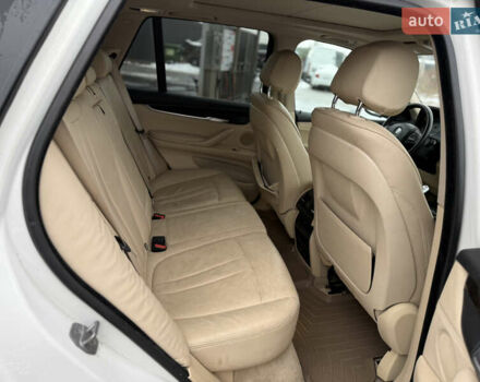 Білий БМВ Х5, об'ємом двигуна 3 л та пробігом 227 тис. км за 13900 $, фото 27 на Automoto.ua