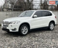 Белый БМВ Х5, объемом двигателя 2.98 л и пробегом 267 тыс. км за 19990 $, фото 4 на Automoto.ua