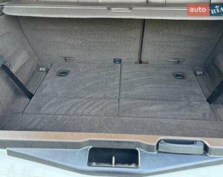 Білий БМВ Х5, об'ємом двигуна 2.99 л та пробігом 142 тис. км за 23999 $, фото 31 на Automoto.ua