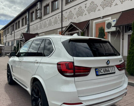 Белый БМВ Х5, объемом двигателя 2.98 л и пробегом 243 тыс. км за 20500 $, фото 4 на Automoto.ua
