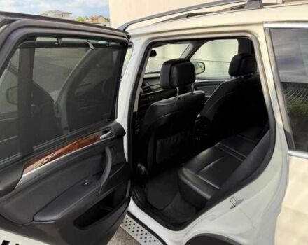 Белый БМВ Х5, объемом двигателя 3 л и пробегом 180 тыс. км за 12400 $, фото 8 на Automoto.ua