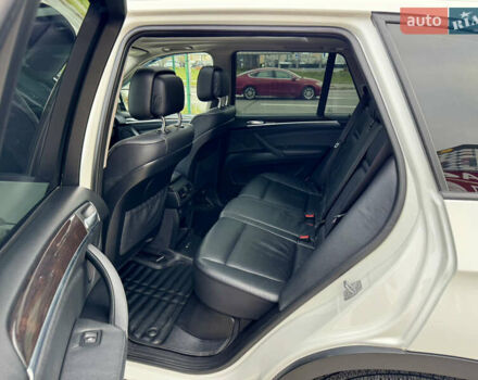 Білий БМВ Х5, об'ємом двигуна 3 л та пробігом 162 тис. км за 22500 $, фото 24 на Automoto.ua