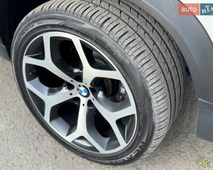 Білий БМВ Х5, об'ємом двигуна 2.99 л та пробігом 142 тис. км за 23999 $, фото 15 на Automoto.ua