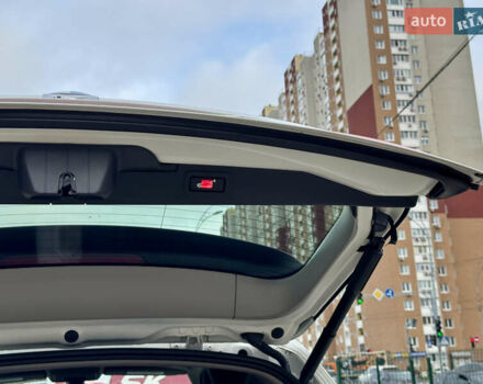 Білий БМВ Х5, об'ємом двигуна 3 л та пробігом 162 тис. км за 22500 $, фото 59 на Automoto.ua