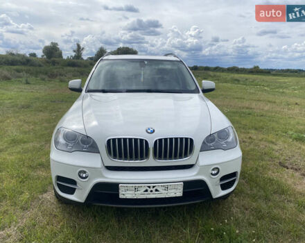 Белый БМВ Х5, объемом двигателя 2.99 л и пробегом 140 тыс. км за 19000 $, фото 23 на Automoto.ua