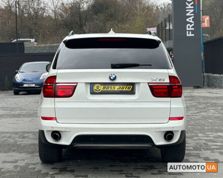 Белый БМВ Х5, объемом двигателя 3 л и пробегом 196 тыс. км за 16000 $, фото 4 на Automoto.ua