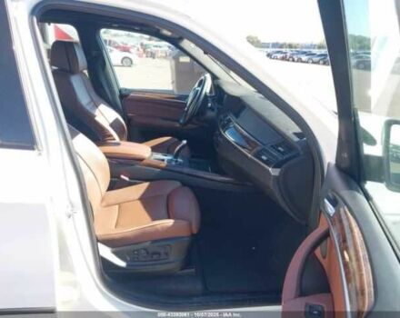 Белый БМВ Х5, объемом двигателя 0 л и пробегом 119 тыс. км за 2500 $, фото 4 на Automoto.ua