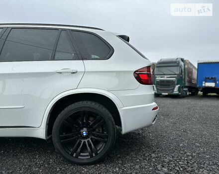 Білий БМВ Х5, об'ємом двигуна 3 л та пробігом 180 тис. км за 25800 $, фото 44 на Automoto.ua