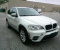 Белый БМВ Х5, объемом двигателя 3 л и пробегом 105 тыс. км за 3000 $, фото 1 на Automoto.ua