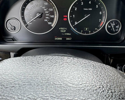 Белый БМВ Х5, объемом двигателя 2.98 л и пробегом 243 тыс. км за 20500 $, фото 18 на Automoto.ua