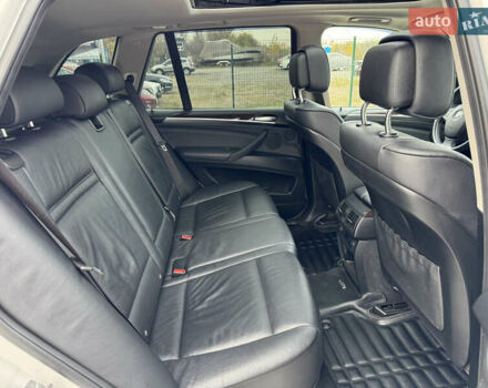 Білий БМВ Х5, об'ємом двигуна 3 л та пробігом 162 тис. км за 22500 $, фото 32 на Automoto.ua