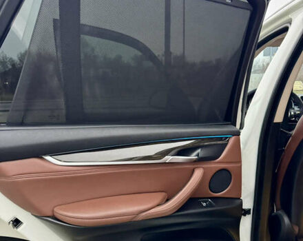 Білий БМВ Х5, об'ємом двигуна 2.98 л та пробігом 245 тис. км за 18900 $, фото 25 на Automoto.ua