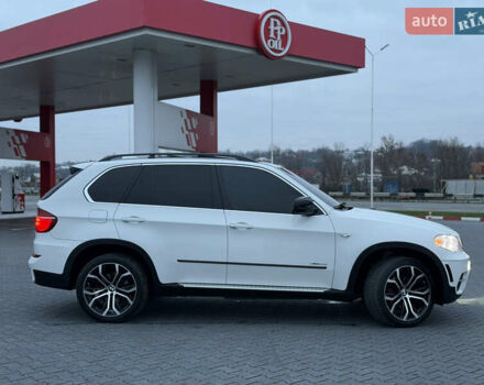 Белый БМВ Х5, объемом двигателя 3 л и пробегом 224 тыс. км за 13300 $, фото 27 на Automoto.ua