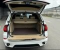 Белый БМВ Х5, объемом двигателя 2.5 л и пробегом 156 тыс. км за 18000 $, фото 3 на Automoto.ua