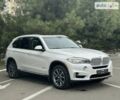 Белый БМВ Х5, объемом двигателя 3.01 л и пробегом 165 тыс. км за 18499 $, фото 1 на Automoto.ua