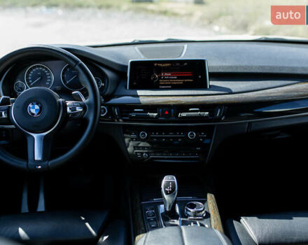 Білий БМВ Х5, об'ємом двигуна 2.99 л та пробігом 221 тис. км за 33500 $, фото 14 на Automoto.ua