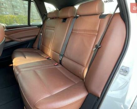 Белый БМВ Х5, объемом двигателя 2.98 л и пробегом 237 тыс. км за 16490 $, фото 7 на Automoto.ua