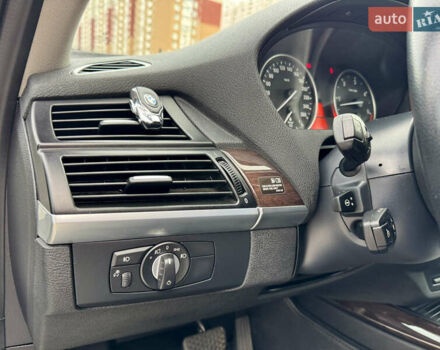 Білий БМВ Х5, об'ємом двигуна 3 л та пробігом 162 тис. км за 22500 $, фото 16 на Automoto.ua