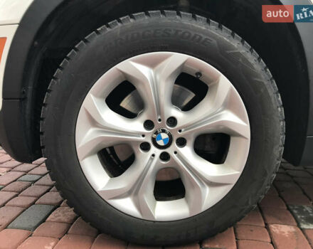 Білий БМВ Х5, об'ємом двигуна 3 л та пробігом 280 тис. км за 17900 $, фото 16 на Automoto.ua