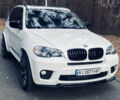 Белый БМВ Х5, объемом двигателя 2.98 л и пробегом 141 тыс. км за 16300 $, фото 1 на Automoto.ua
