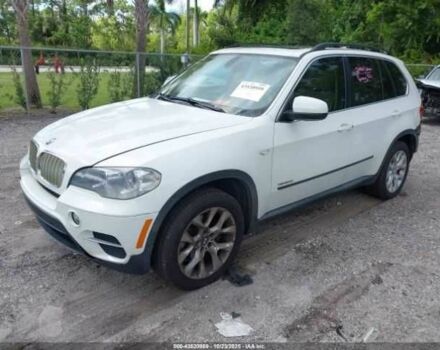 Білий БМВ Х5, об'ємом двигуна 3 л та пробігом 106 тис. км за 1500 $, фото 1 на Automoto.ua