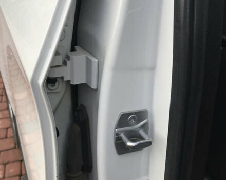 Білий БМВ Х5, об'ємом двигуна 3 л та пробігом 280 тис. км за 17900 $, фото 8 на Automoto.ua