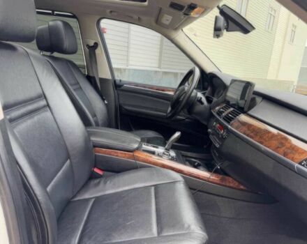 Белый БМВ Х5, объемом двигателя 3 л и пробегом 90 тыс. км за 6000 $, фото 10 на Automoto.ua