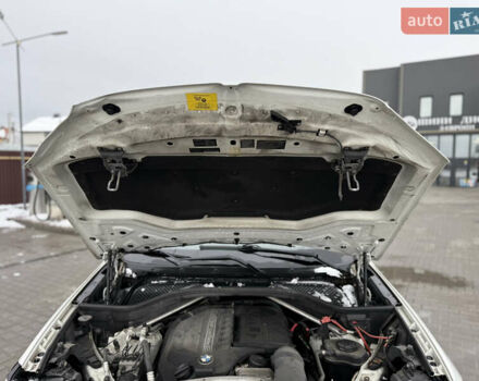 Білий БМВ Х5, об'ємом двигуна 3 л та пробігом 227 тис. км за 13900 $, фото 31 на Automoto.ua