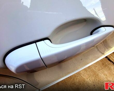 Белый БМВ Х5, объемом двигателя 3 л и пробегом 200 тыс. км за 27500 $, фото 1 на Automoto.ua