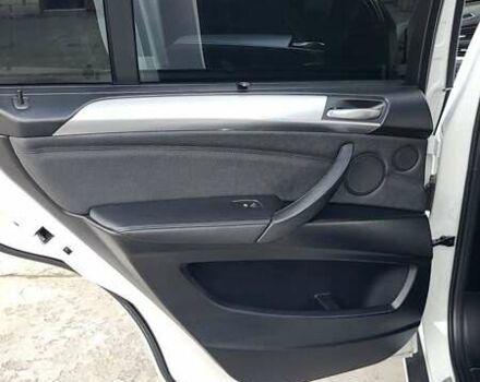 Белый БМВ Х5, объемом двигателя 2.99 л и пробегом 195 тыс. км за 30000 $, фото 31 на Automoto.ua