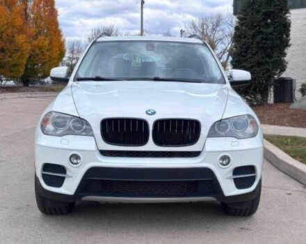 Белый БМВ Х5, объемом двигателя 3 л и пробегом 145 тыс. км за 7200 $, фото 2 на Automoto.ua
