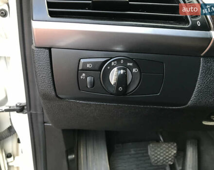 Білий БМВ Х5, об'ємом двигуна 3 л та пробігом 280 тис. км за 17900 $, фото 35 на Automoto.ua