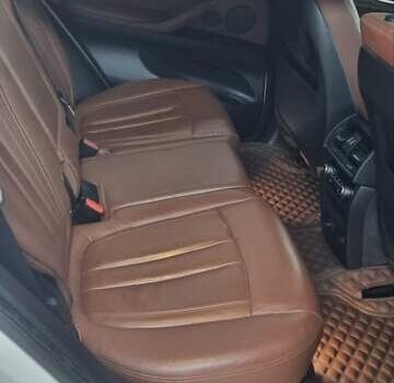 Белый БМВ Х5, объемом двигателя 2.98 л и пробегом 184 тыс. км за 22000 $, фото 21 на Automoto.ua