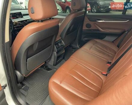 Белый БМВ Х5, объемом двигателя 2 л и пробегом 170 тыс. км за 23999 $, фото 13 на Automoto.ua