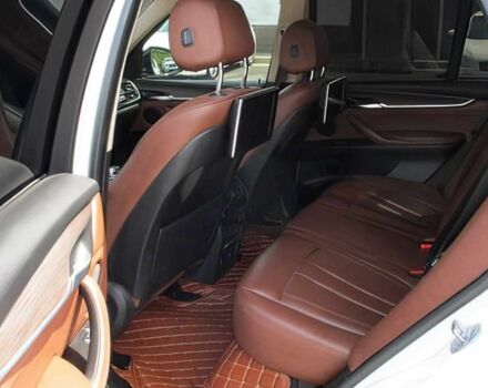 Белый БМВ Х5, объемом двигателя 3 л и пробегом 86 тыс. км за 13500 $, фото 14 на Automoto.ua