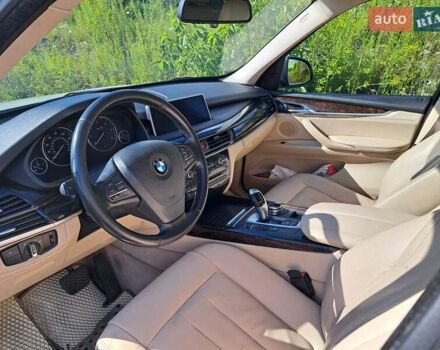 Белый БМВ Х5, объемом двигателя 3 л и пробегом 225 тыс. км за 22500 $, фото 7 на Automoto.ua