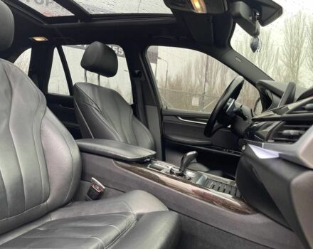 Белый БМВ Х5, объемом двигателя 3 л и пробегом 289 тыс. км за 26400 $, фото 16 на Automoto.ua