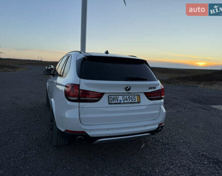 Белый БМВ Х5, объемом двигателя 2.99 л и пробегом 244 тыс. км за 21999 $, фото 6 на Automoto.ua