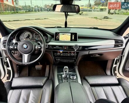 Белый БМВ Х5, объемом двигателя 2.99 л и пробегом 175 тыс. км за 31900 $, фото 78 на Automoto.ua