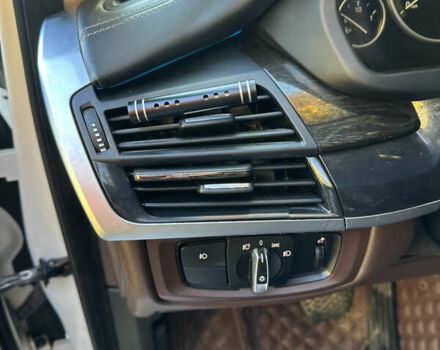 Белый БМВ Х5, объемом двигателя 3 л и пробегом 269 тыс. км за 21500 $, фото 8 на Automoto.ua