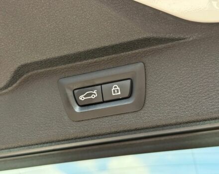 Білий БМВ Х5, об'ємом двигуна 3 л та пробігом 288 тис. км за 26666 $, фото 14 на Automoto.ua